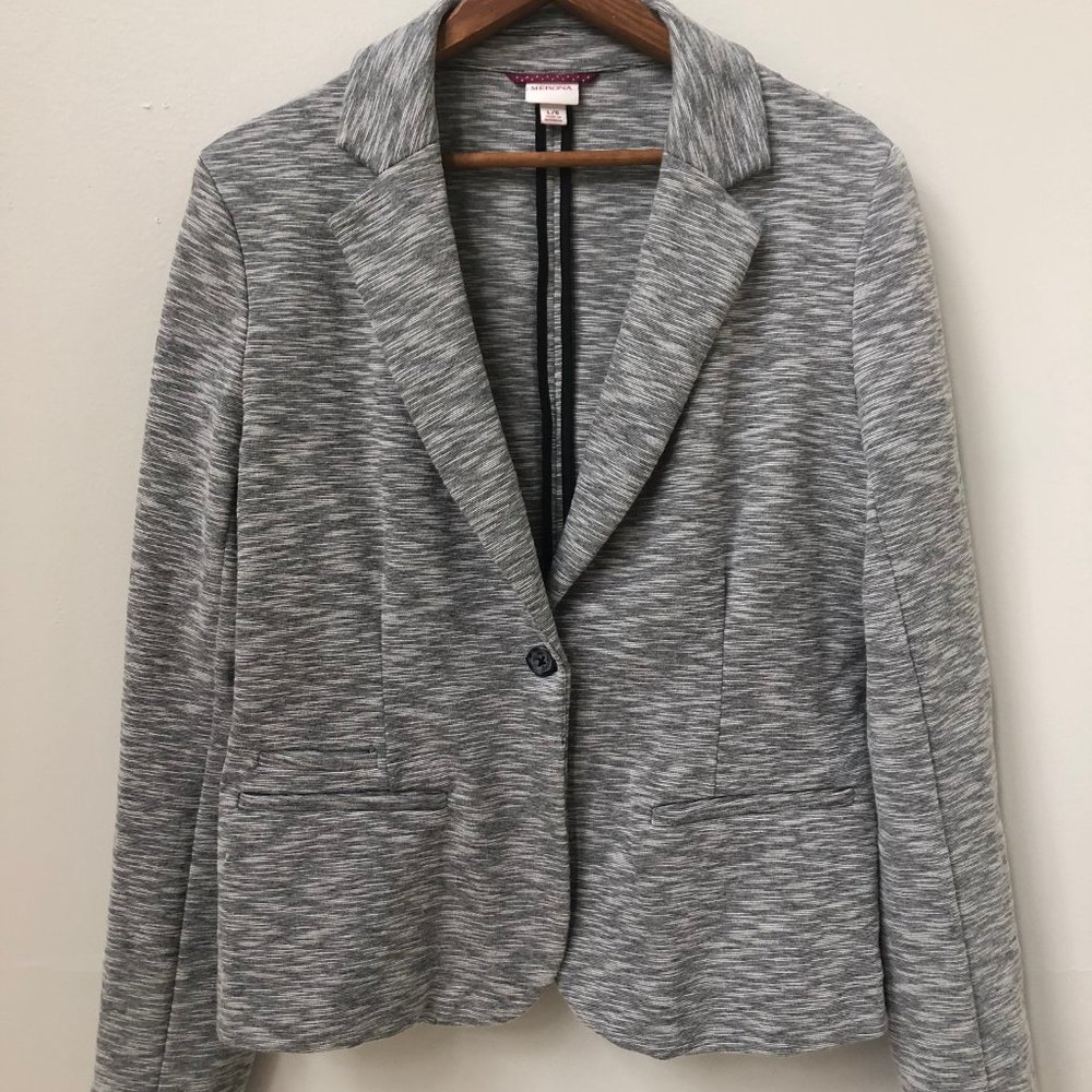 classic, sharp looking, comfy structured blazer